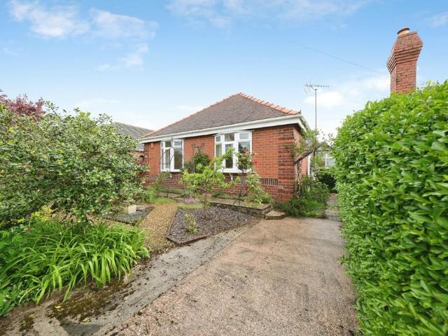 Bungalow for sale in Potters Corner, East Midlands