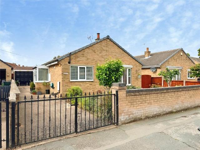 Bungalow for sale in Edenthorpe, Doncaster