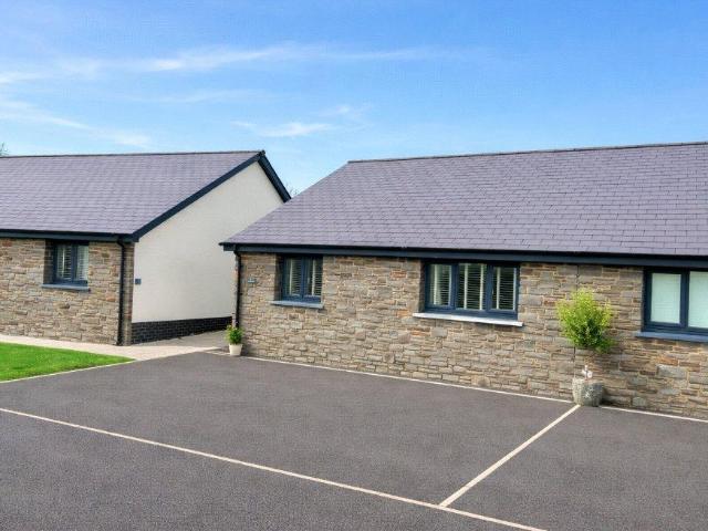 Bungalow for sale in Penally