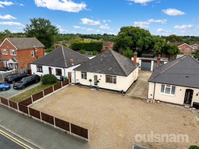 Bungalow for sale in Redditch, Worcestershire