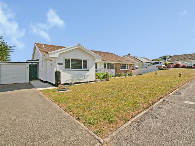 Bungalow for sale in Holywell, Cubert