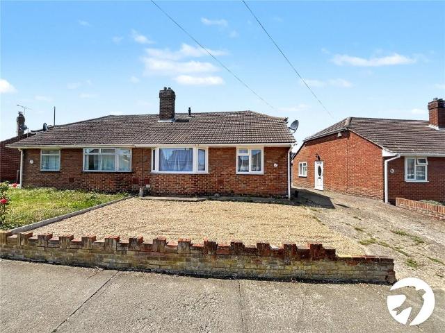 Bungalow for sale in Grove Park, Oad Street