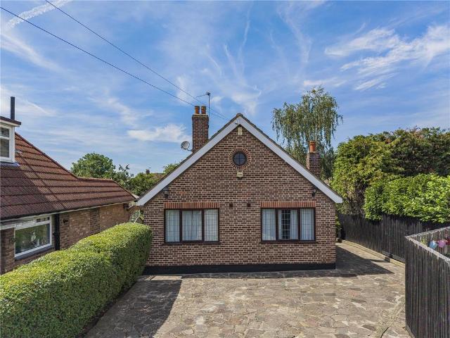 Bungalow for sale in Blackfen, Greater London