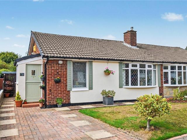 Bungalow for sale in Tingley, West Yorkshire