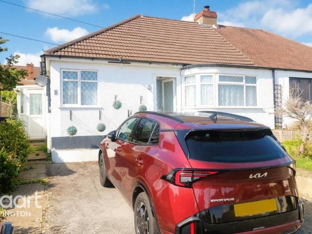 Bungalow for sale in Poverest, Greater London