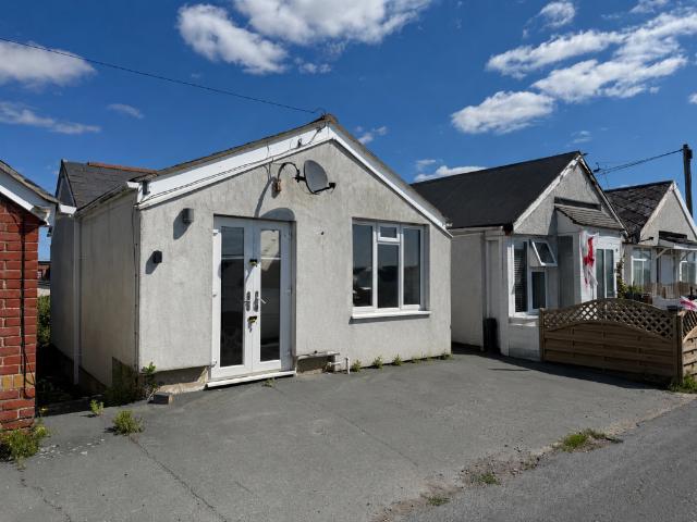 Bungalow for sale in Dale Hill, Essex