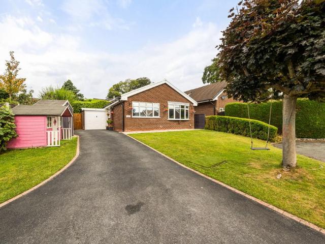 Bungalow for sale in Greenside, Macclesfield
