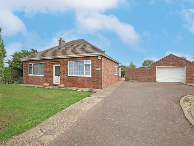 Bungalow for sale in Boston, Lincolnshire