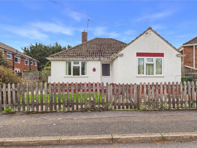 Bungalow for sale in Theale, West Berkshire