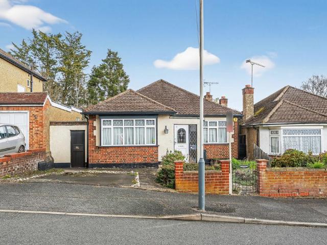 Bungalow for sale in Northwood, Greater London