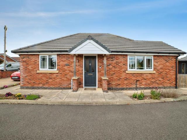 Bungalow for sale in Dalestorth, East Midlands