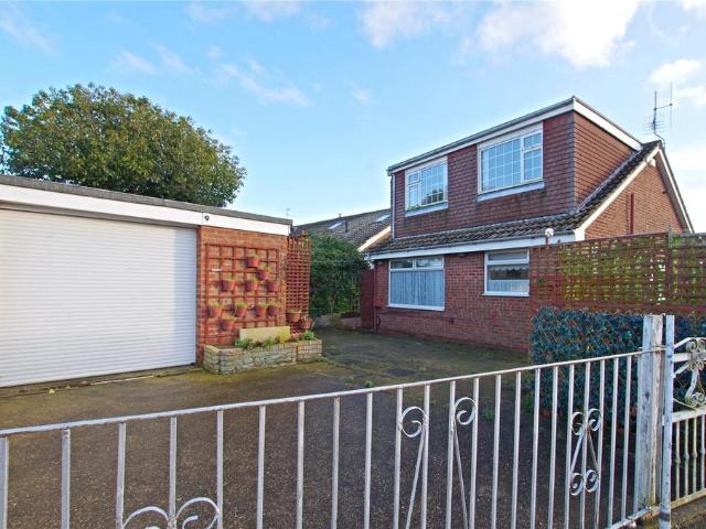 Bungalow for sale in Sproatley
