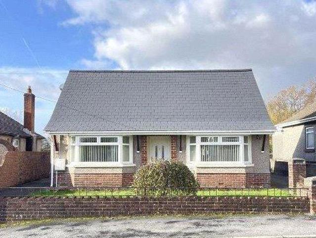 House for sale in Ammanford, Wales