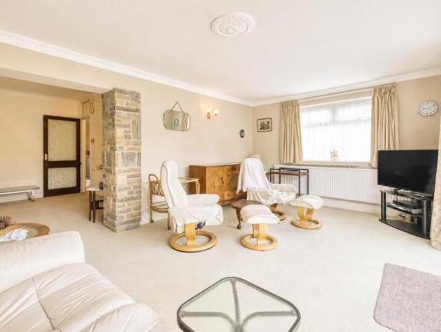 Bungalow for sale in Dumpton, Acol