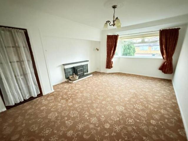 Bungalow for sale in Paddington, Greater London