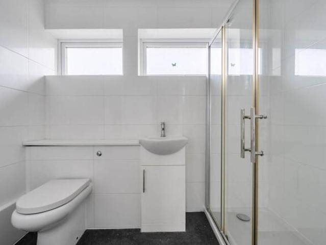 Bungalow for sale in Bedford