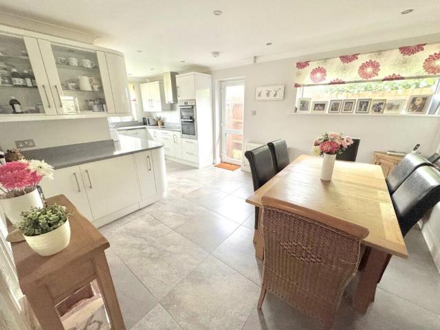Bungalow for sale in Lilliput