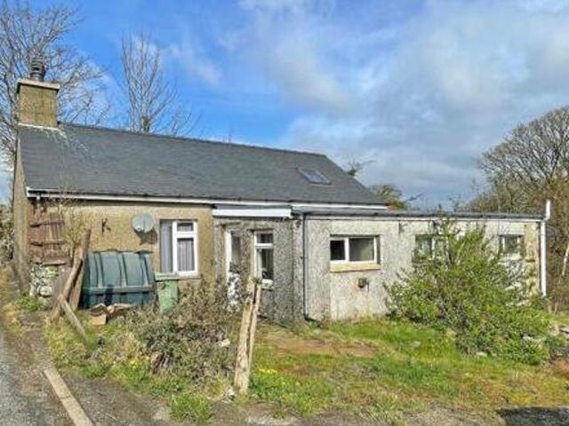 House for sale in Caernarfon, Wales