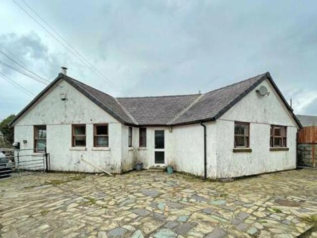 House for sale in Caernarfon, Wales