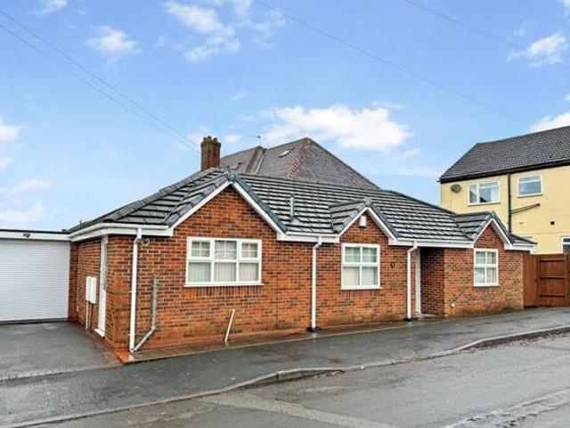 House for sale in Broomhill, Chadsmoor