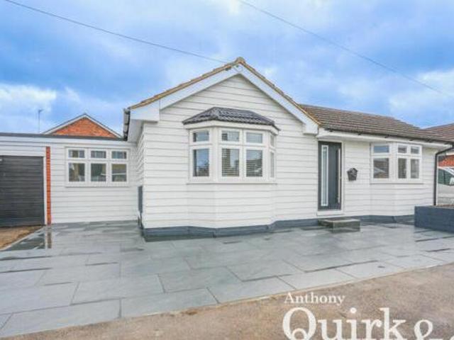 House for sale in Canvey Island