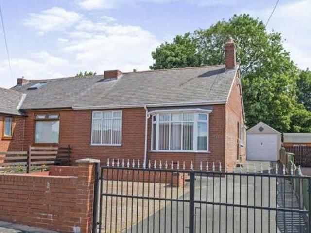 House for sale in Glasshoughton, Castleford