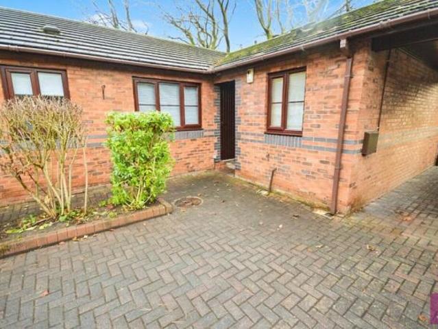 Bungalow for sale in Georgia, Greater Manchester