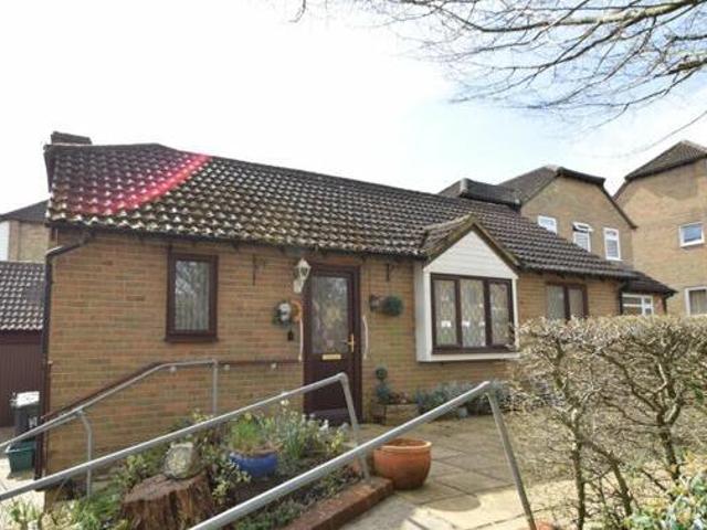 House for sale in Chatham Docks, Chatham