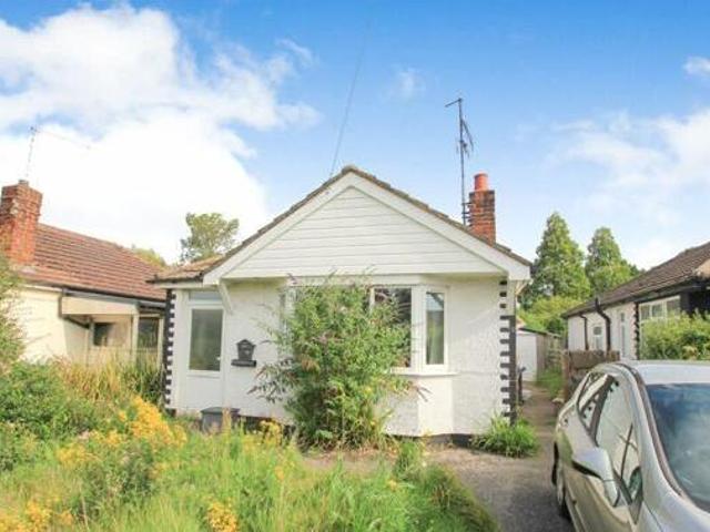 House for sale in Upton-by-Chester, Two Mills