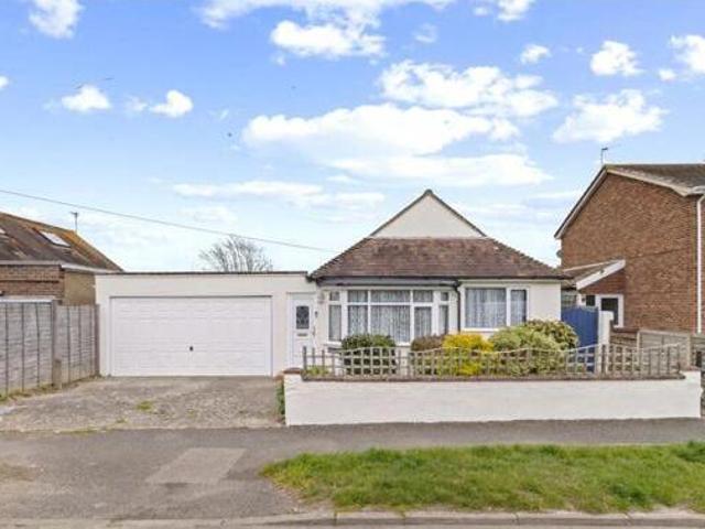 House for sale in Littlecote, West Sussex