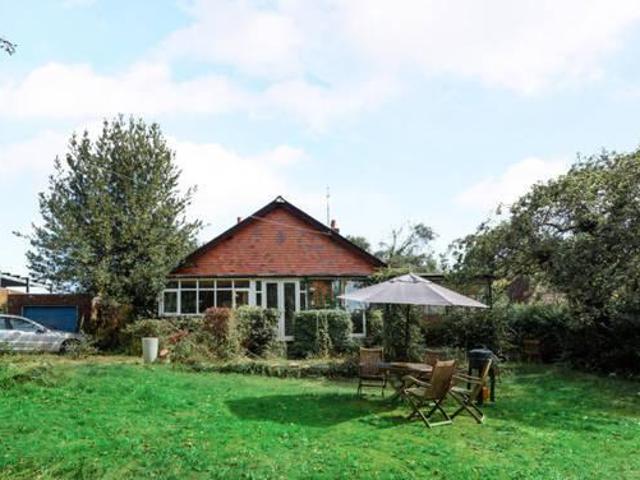 House for rent in Surrey
