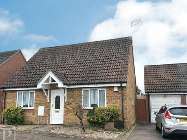 House for sale in Dale Hill, Essex