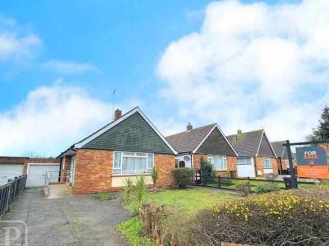 House for sale in Dale Hill, Essex