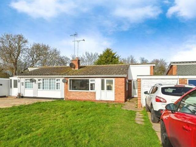 House for sale in Dale Hill, Essex