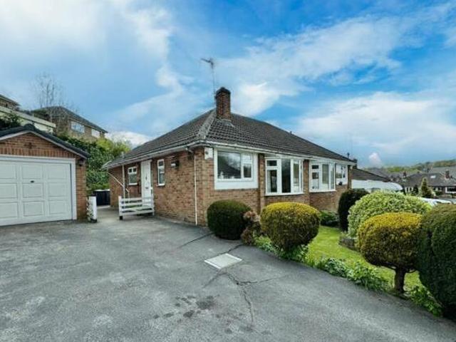 House for sale in Cleckheaton, West Yorkshire