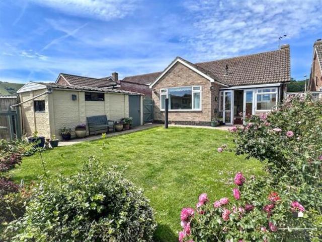Bungalow for sale in Polegate, Cross In Hand