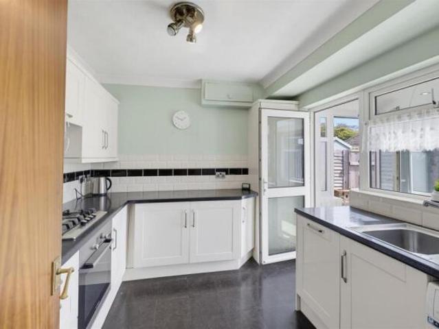 Bungalow for sale in Mount Wise