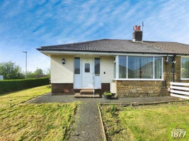 House for sale in Knowle Fold, Darwen