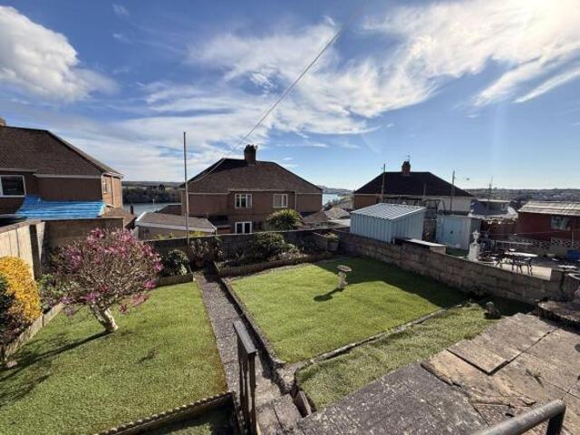Bungalow for sale in Mount Wise