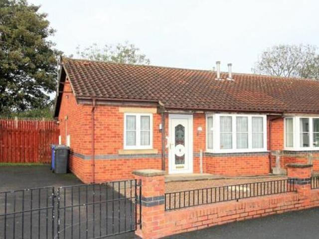 House for sale in Scawsby, South Yorkshire
