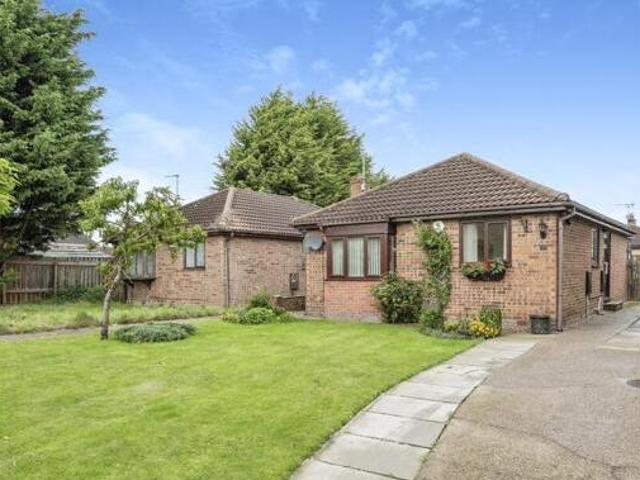 House for sale in Harlington, South Yorkshire