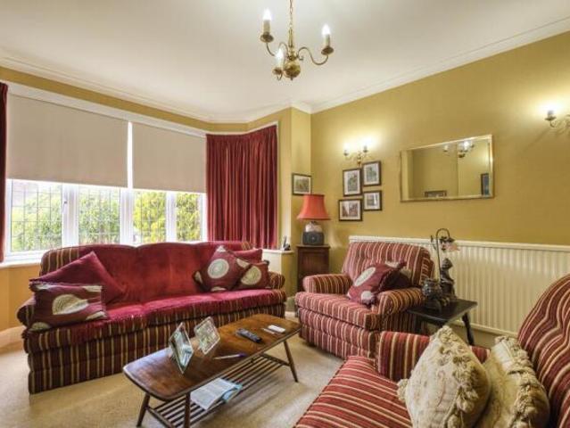 Bungalow for sale in Acol, Kent