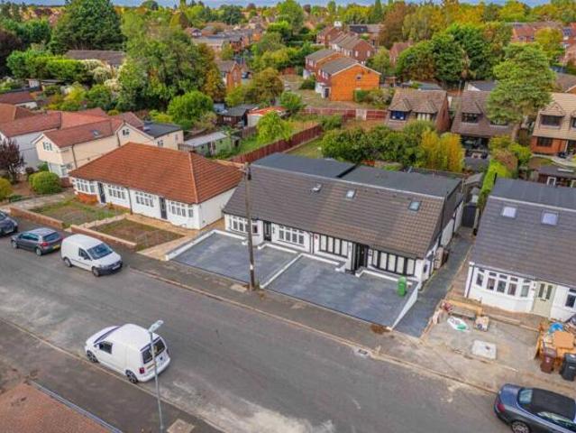 Bungalow for sale in Chiswell Green, St Albans