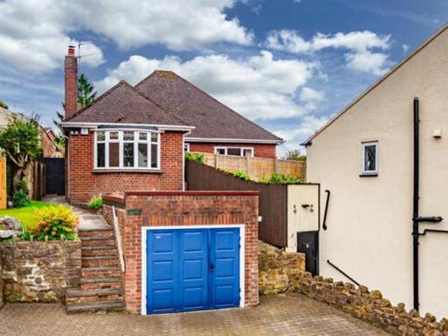 House for sale in Coseley, West Midlands