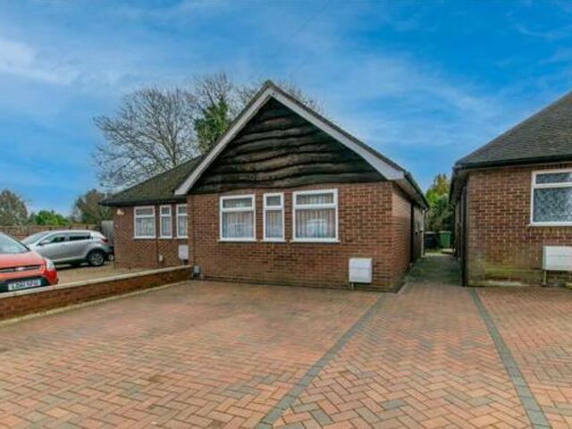 House for sale in Dunstable, Bedfordshire