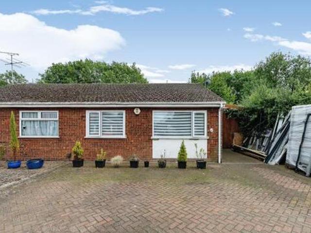 House for sale in Dunstable, Bedfordshire