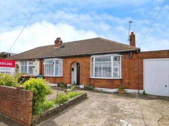 House for sale in Dunstable, Bedfordshire