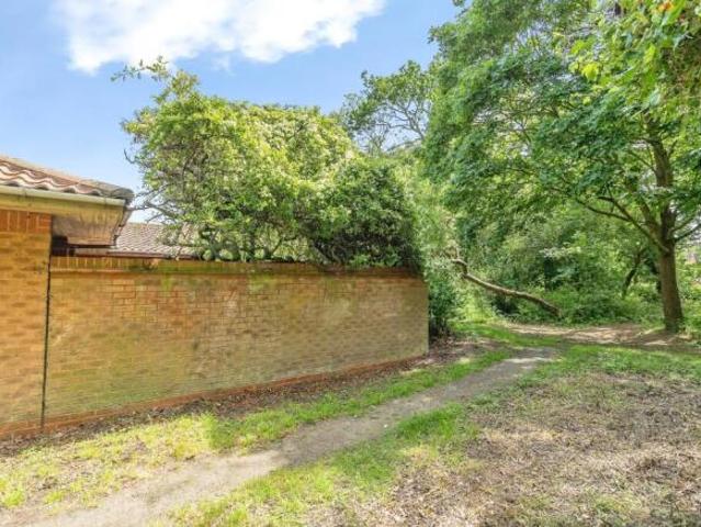 Bungalow for sale