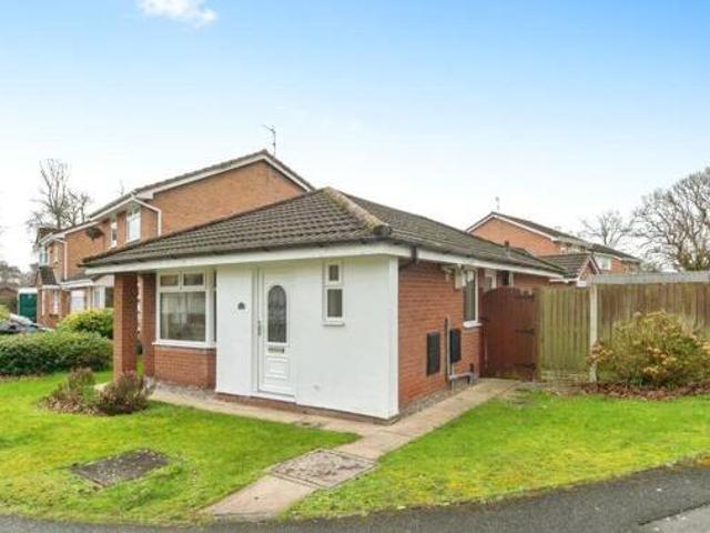 House for sale in Rossmore, Cheshire