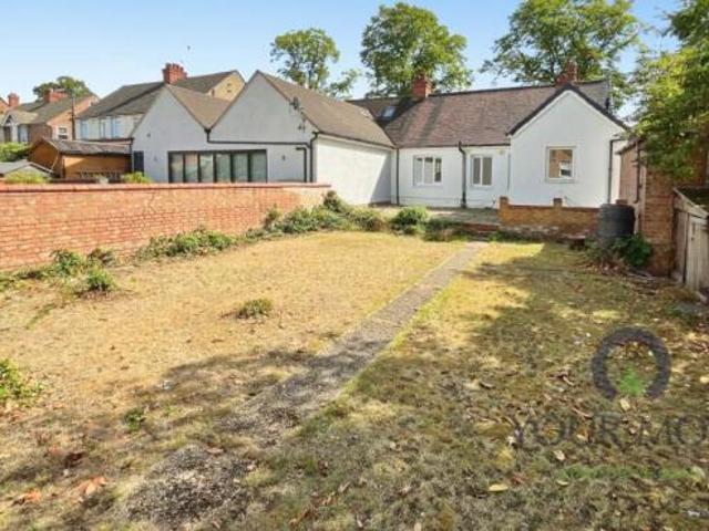 Bungalow for sale in Woodside Estate, Houghton Regis